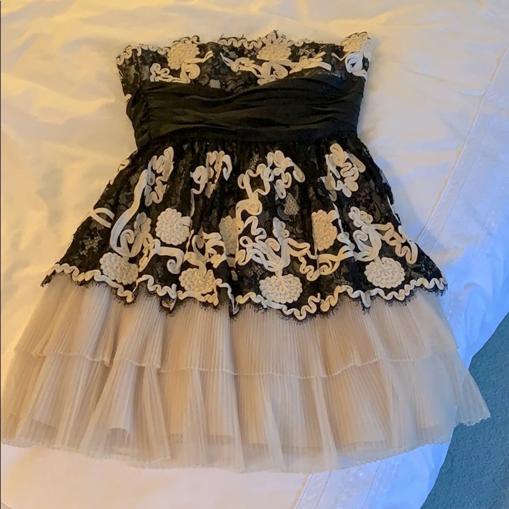 Beautiful Betsy Johnson dress